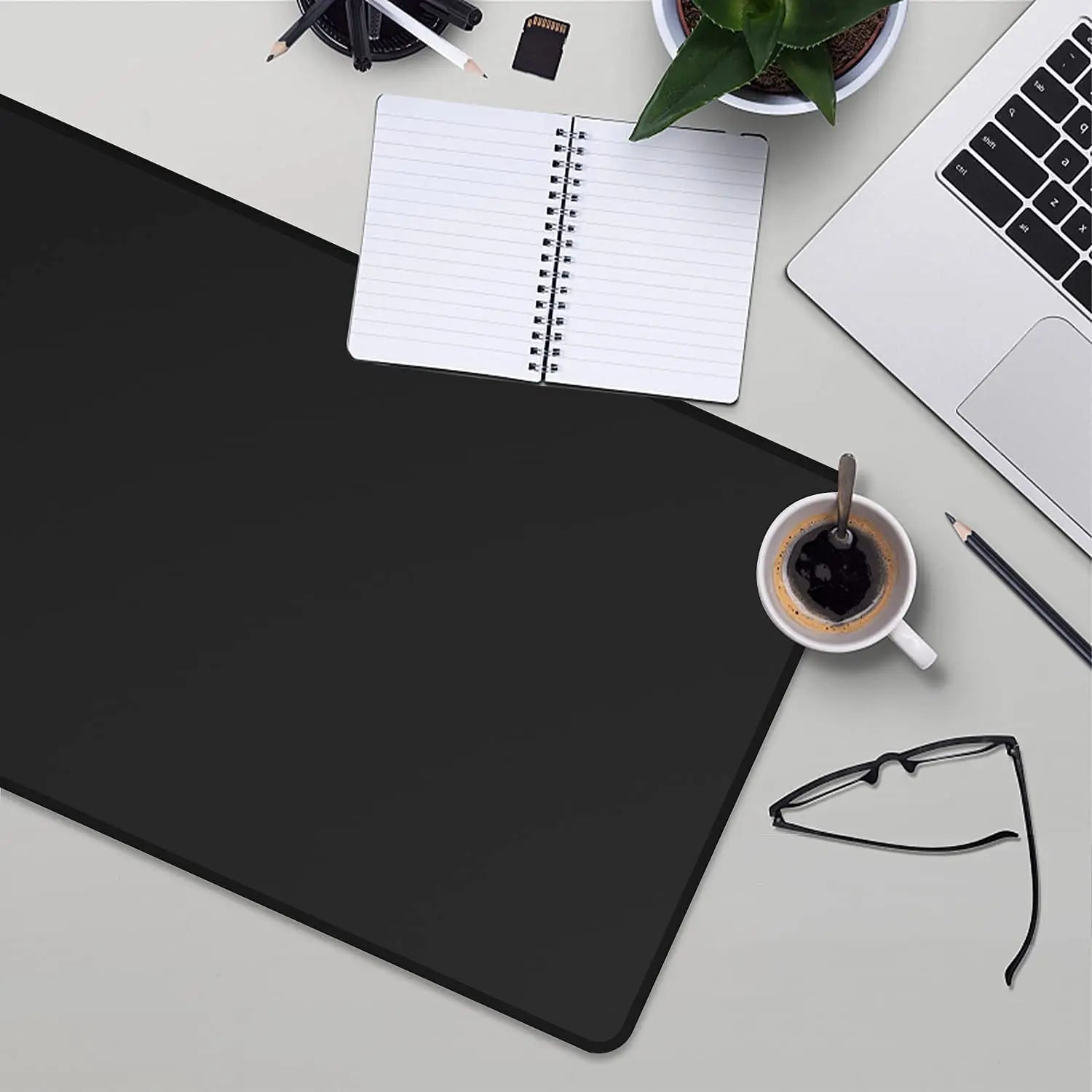 Extended Black Mouse Pads Large Mouse Pad Anti-slip Desk Pad Rubber Mouse Mat Computer Desk Mat Stitched Edge Gaming MousePad